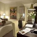 Фотография отеля Rocco Forte The Charles Hotel Guest Room Фотография отеля Rocco Forte The Charles Hotel Guest Room